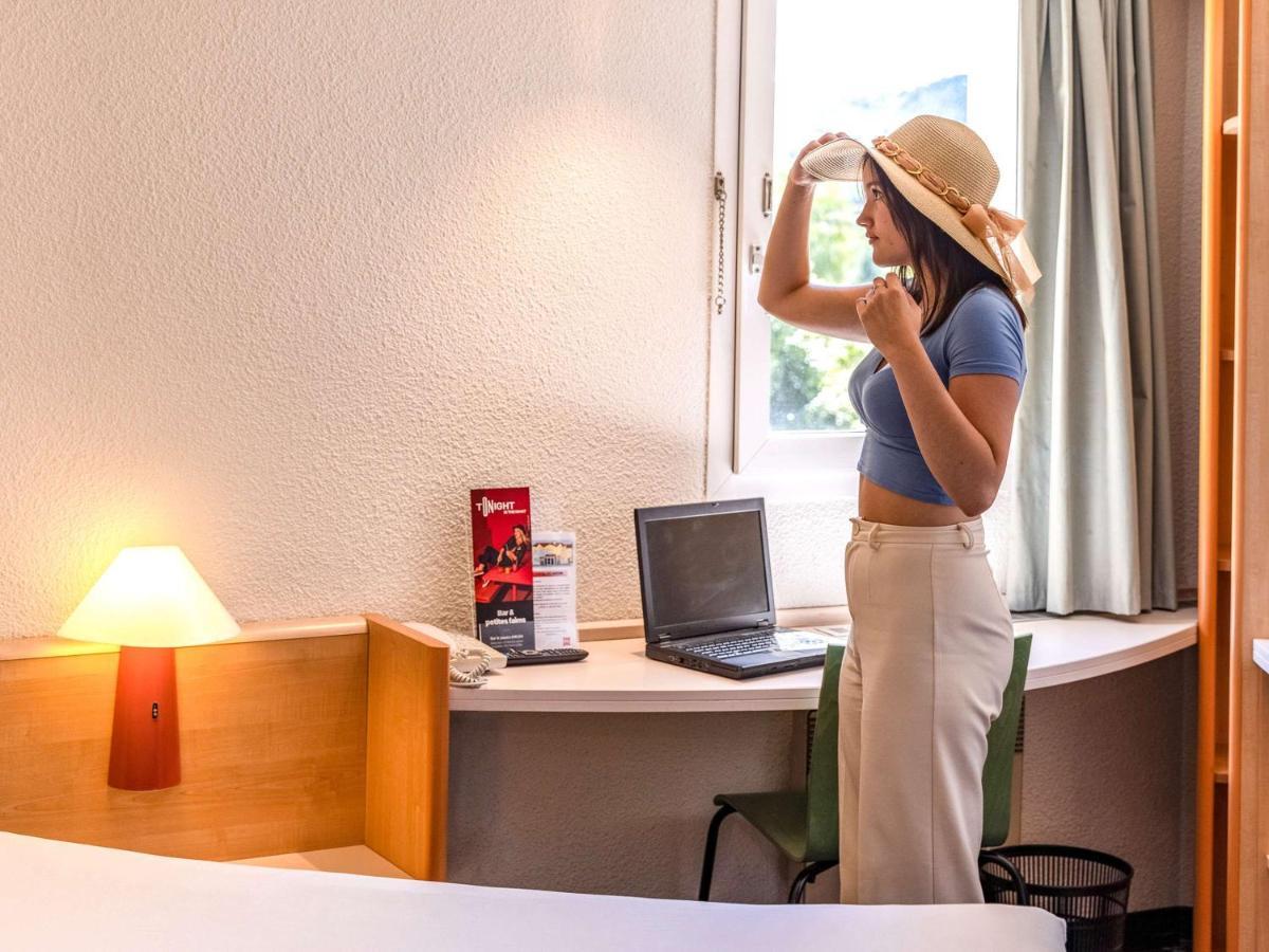 Hotel Ibis أوتون المظهر الخارجي الصورة